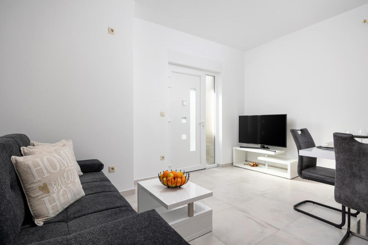 Luxury Apartment Ketty Split Exterior photo